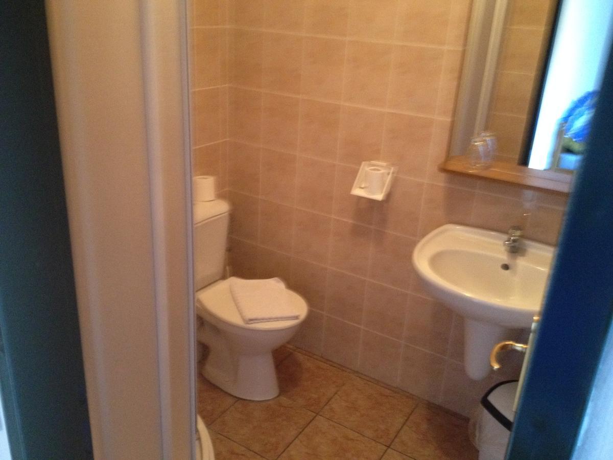 Hotel Atawa Rabi Екстер'єр фото